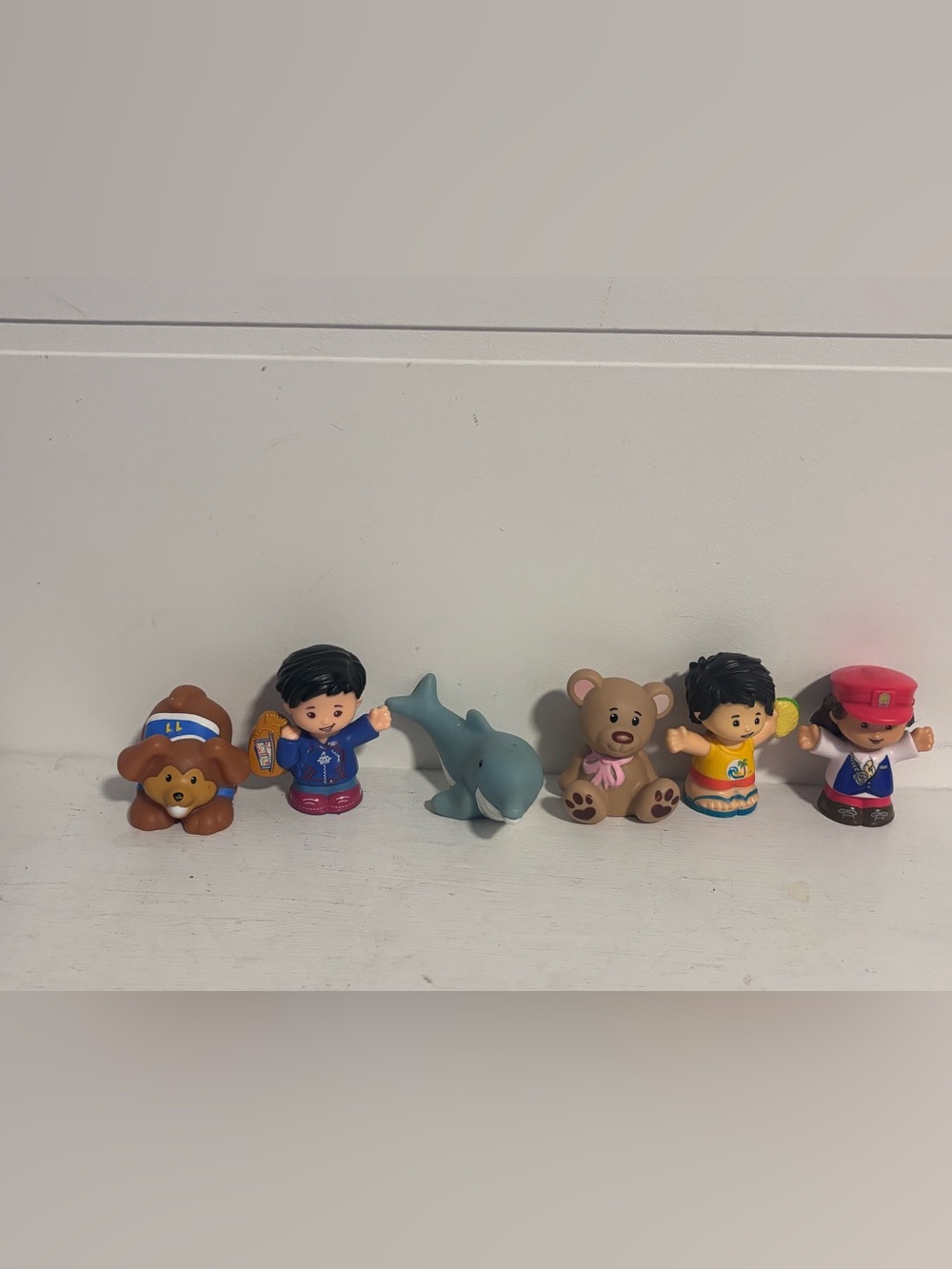 Vintage / Modern Fisher-Price Little People Figures Lot of 15